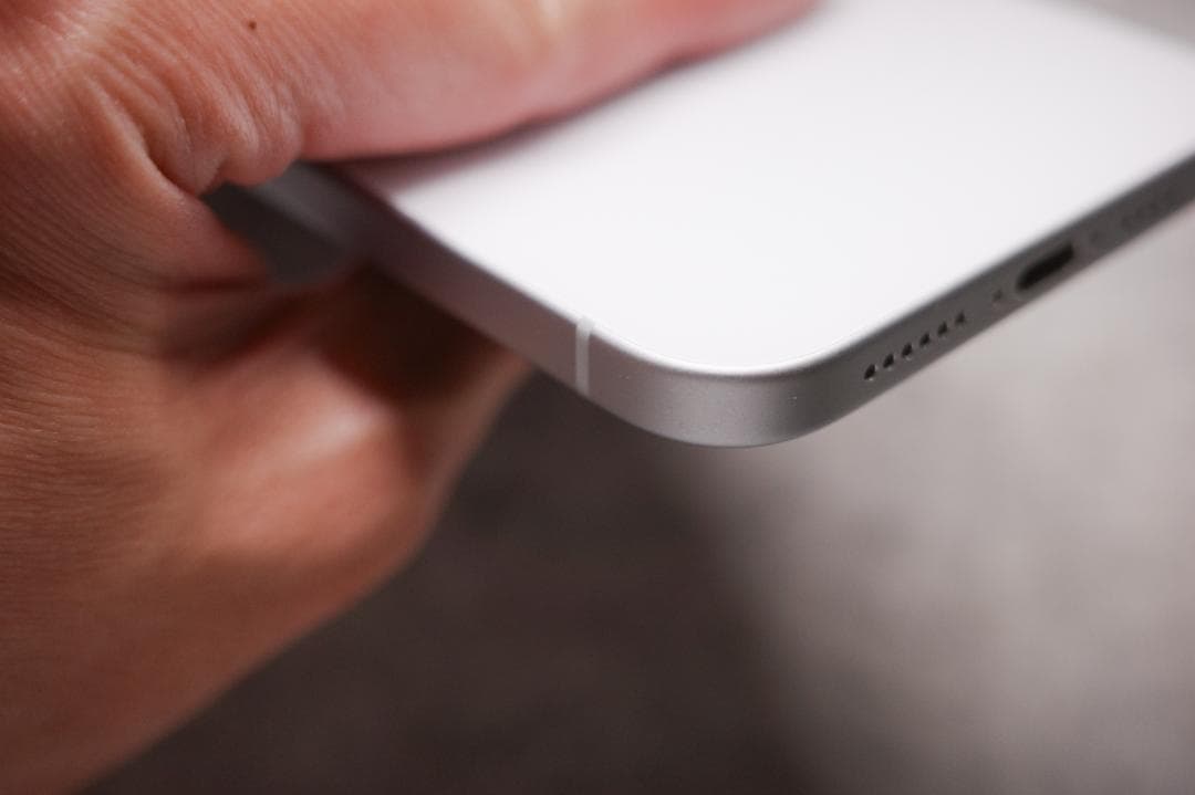 iPhone 15 Plus 128GB ブルー SIMフリー 中古