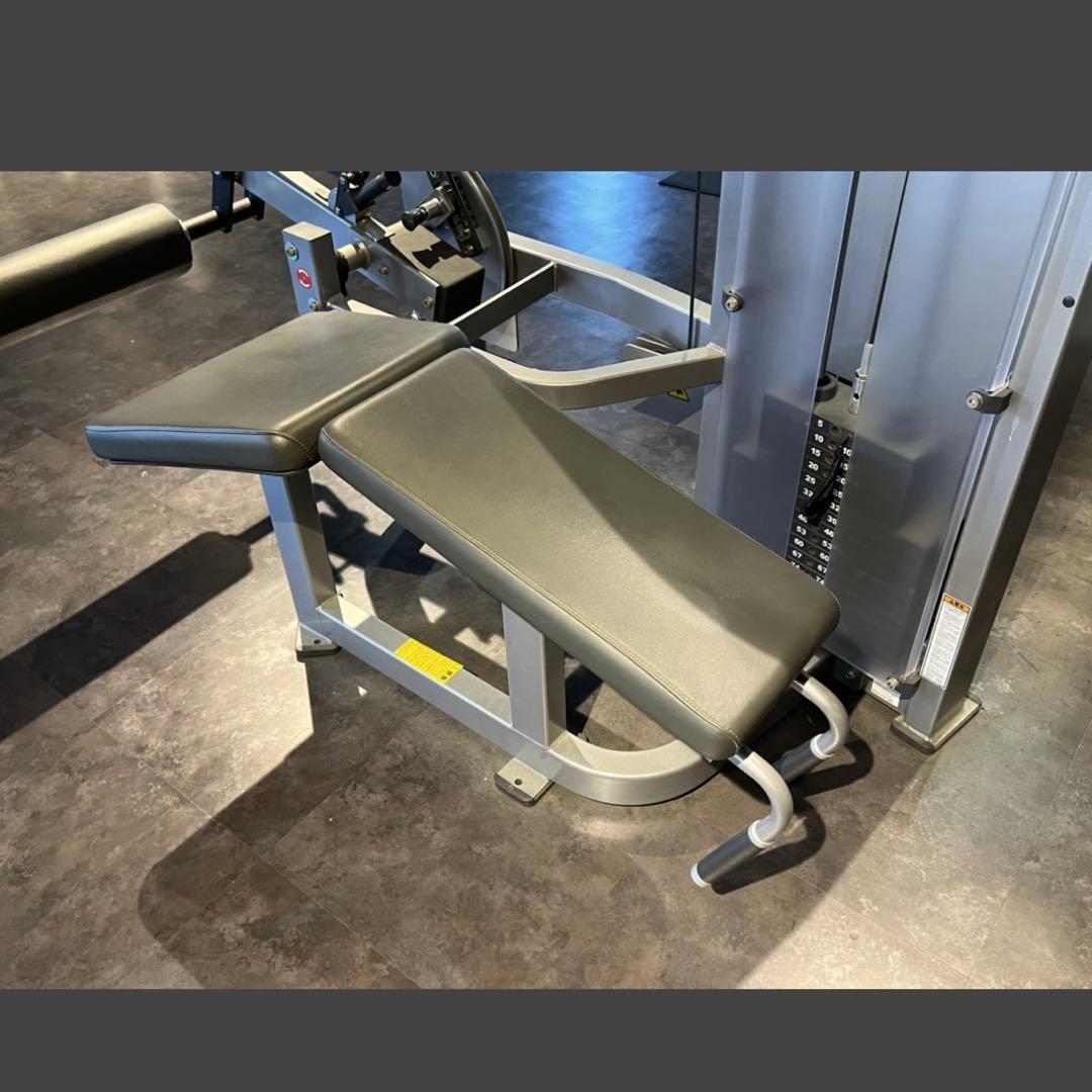 ハンマーストレングス　レッグカール