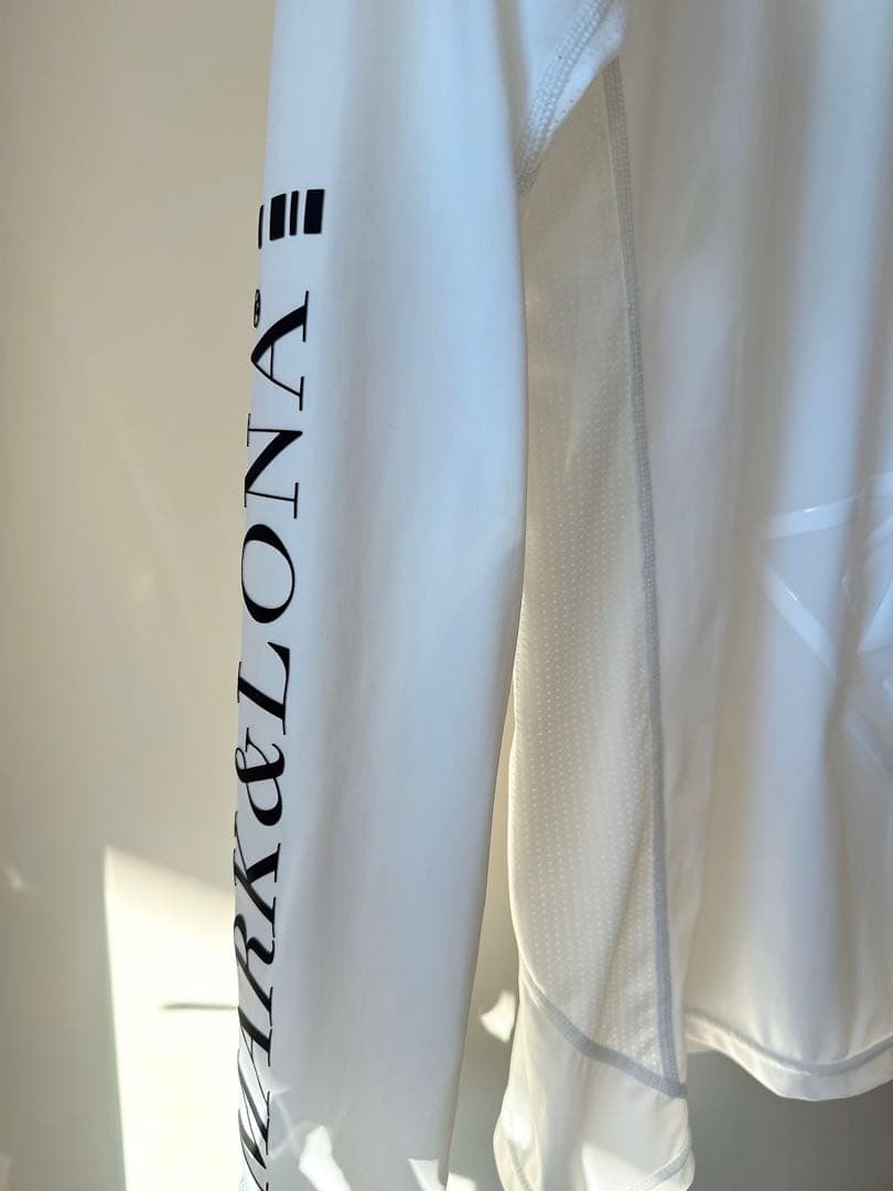 美品 MARK&LONA 保温 スウェットパンツ & インナーシャツ セット