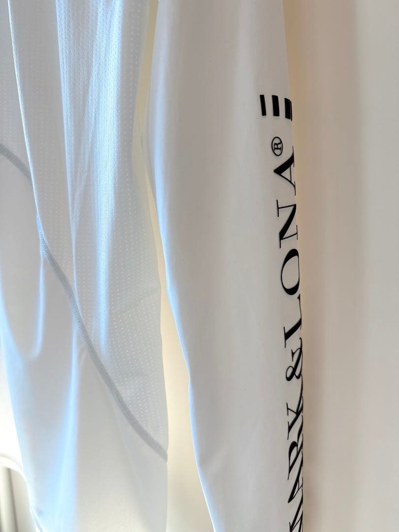 美品 MARK&LONA 保温 スウェットパンツ & インナーシャツ セット