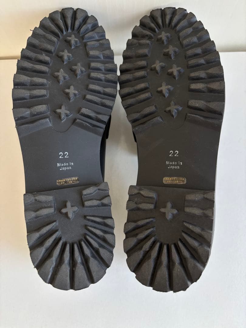 tsumori chisatoWALKタンクソールフリンジローファーブラック本革