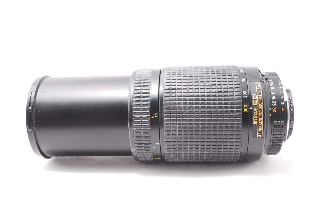 ✨美品✨望遠レンズ✨Nikon AF 70-300mm F4-5.6 D