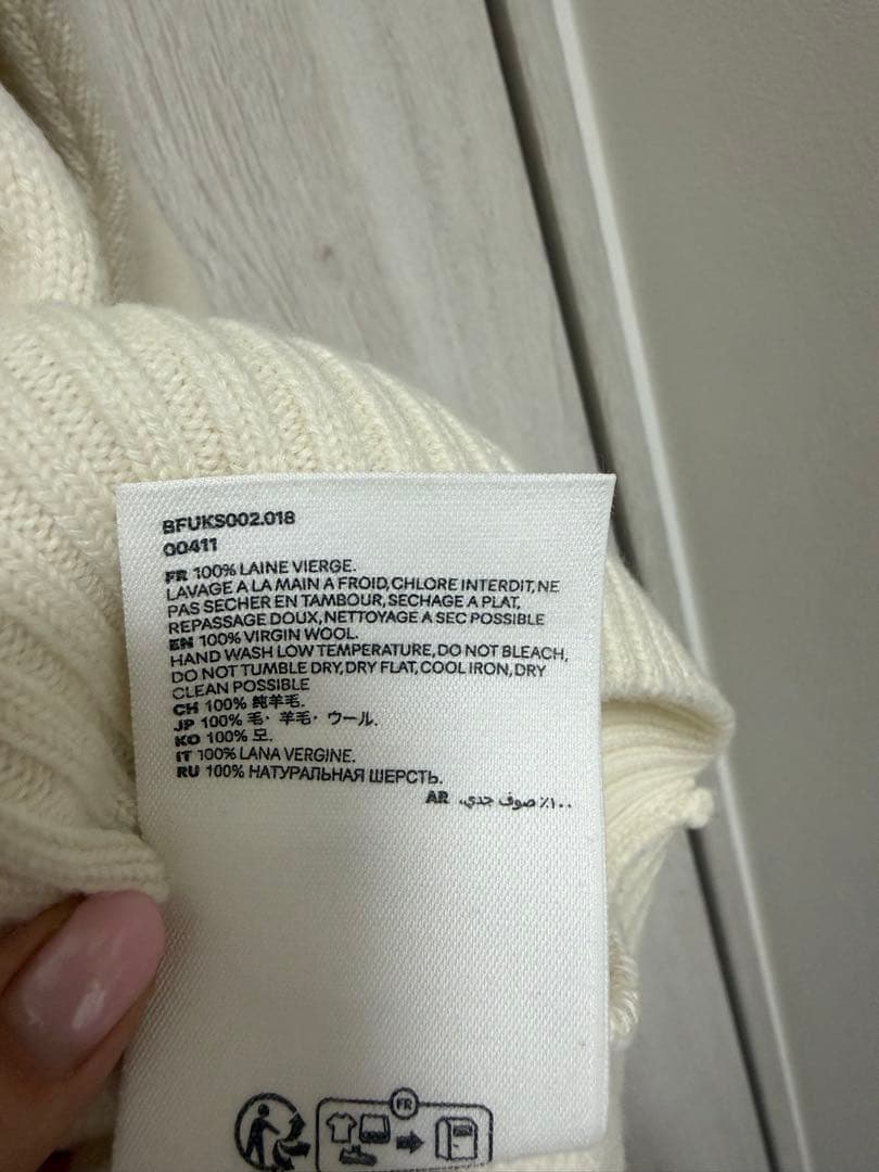 ami アイボリー セーター ハート刺繍