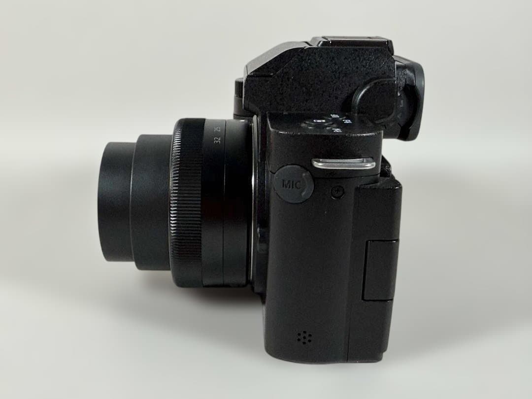 【極美品・保証書付】LUMIX DC-G100DV トライポッドグリップキット