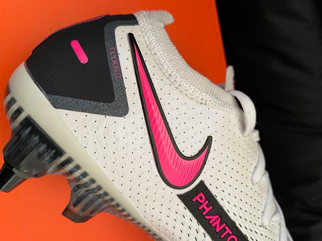 新品　ナイキファントムGTエリートSG-PRO 24.0cm 取り替え