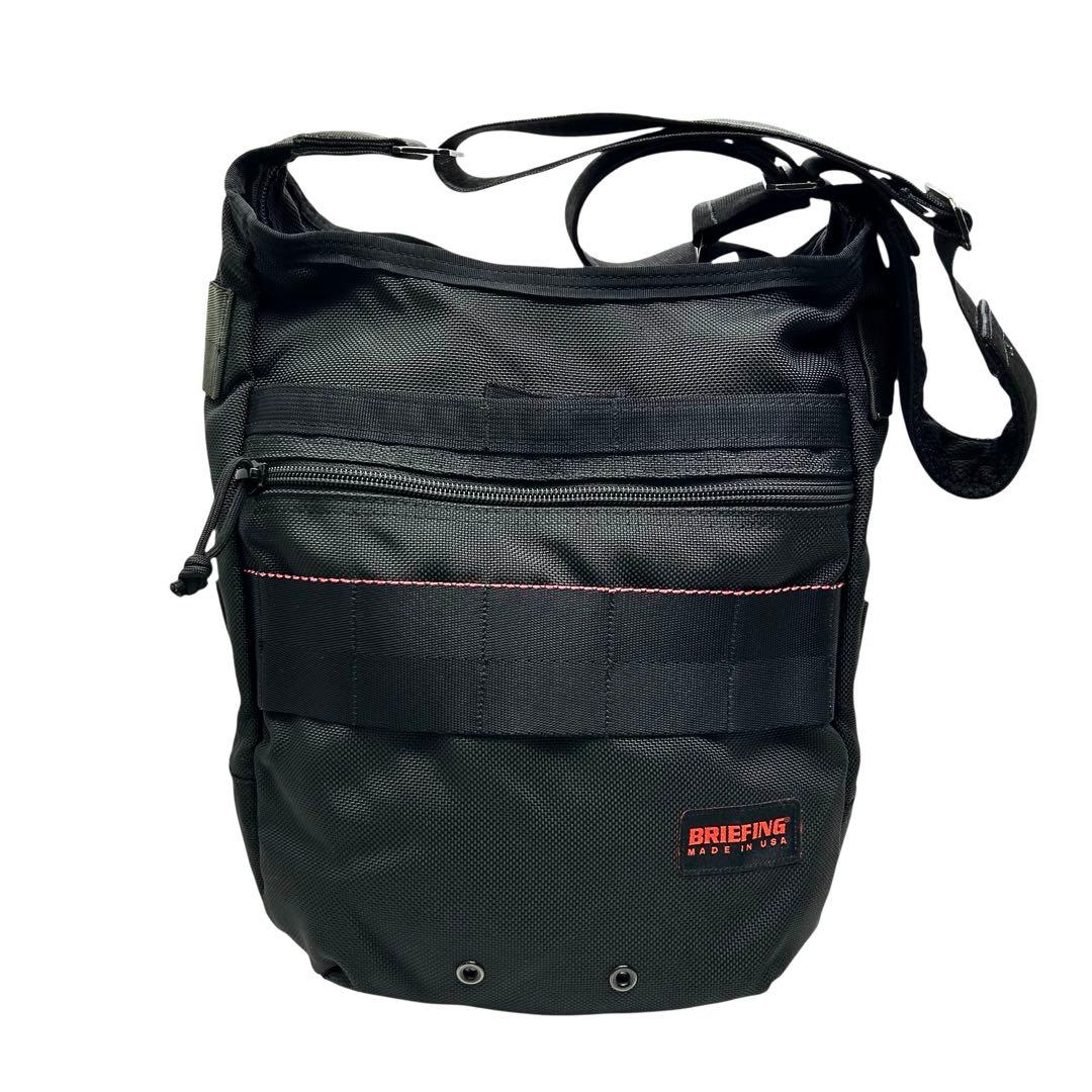 BRIEFING ブリーフィング　ショルダーバッグ　斜め掛け　ブラック