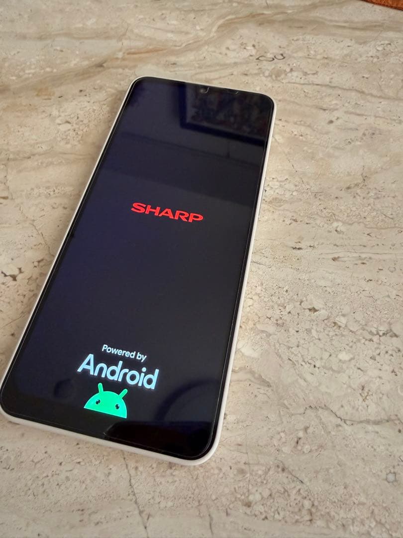 aquos wish4（ソフトバンク店で購入）