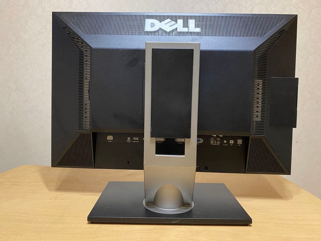 DELL U2410f 　24インチワイド　ディスプレイ　ゲーミング