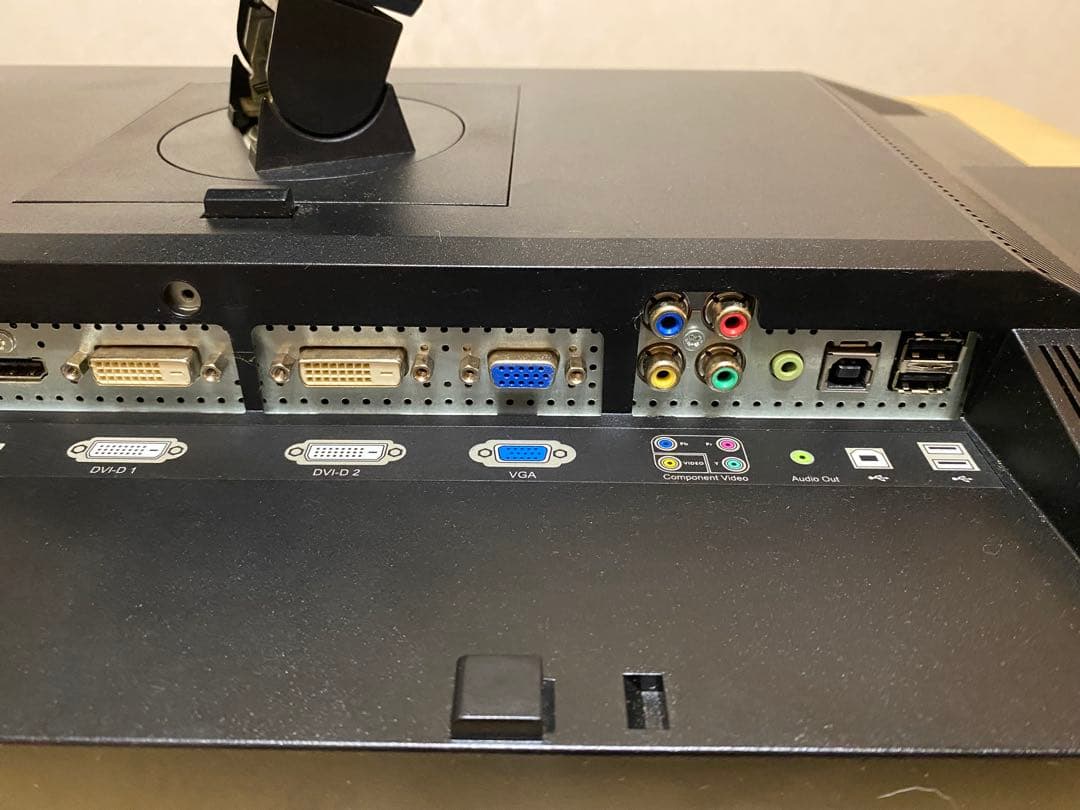 DELL U2410f 　24インチワイド　ディスプレイ　ゲーミング