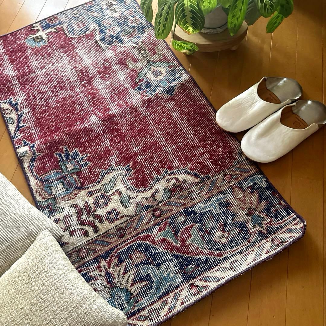52×96 エンジ色　ボタニカル　擦れシャビー　トルコヴィンテージラグ