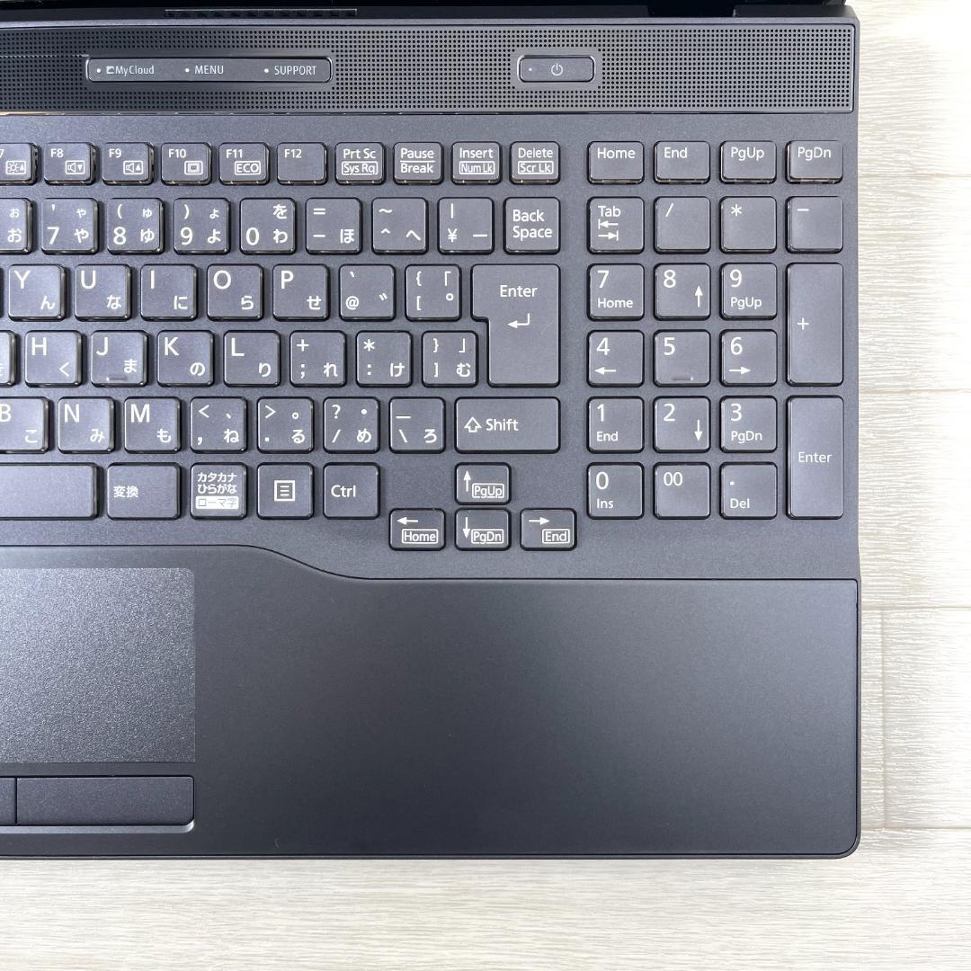 富士通 第8世代 i7 新品SSD1T＋HDD1TB メモリ16 ノートパソコン