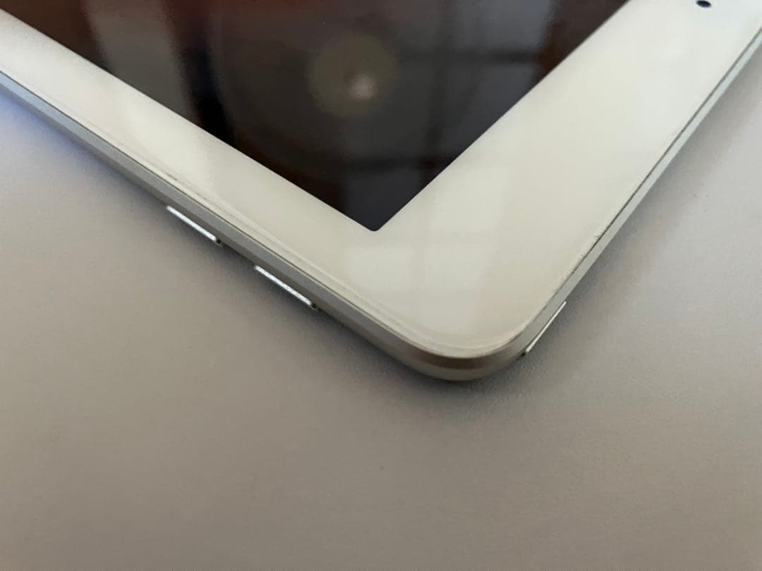 iPad（第6世代）WiーFi 128GB、Apple Pencil（第1世代）