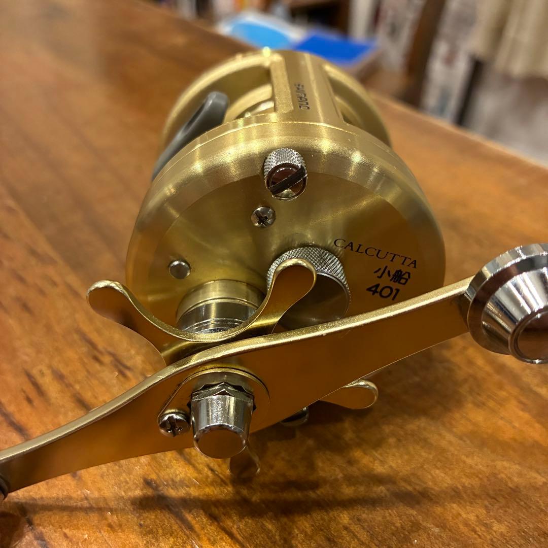 シマノ カルカッタ 小船 401 CALCUTTA