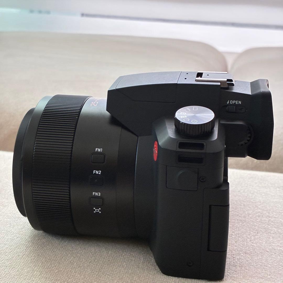 LEICA V-LUX5 箱付　多言語対応