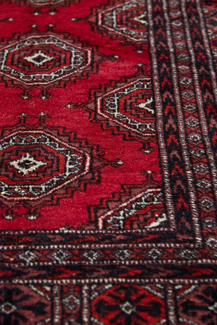 ヴィンテージラグ　トライバルラグ　ラホール産（161×98cm）赤　茶　黒