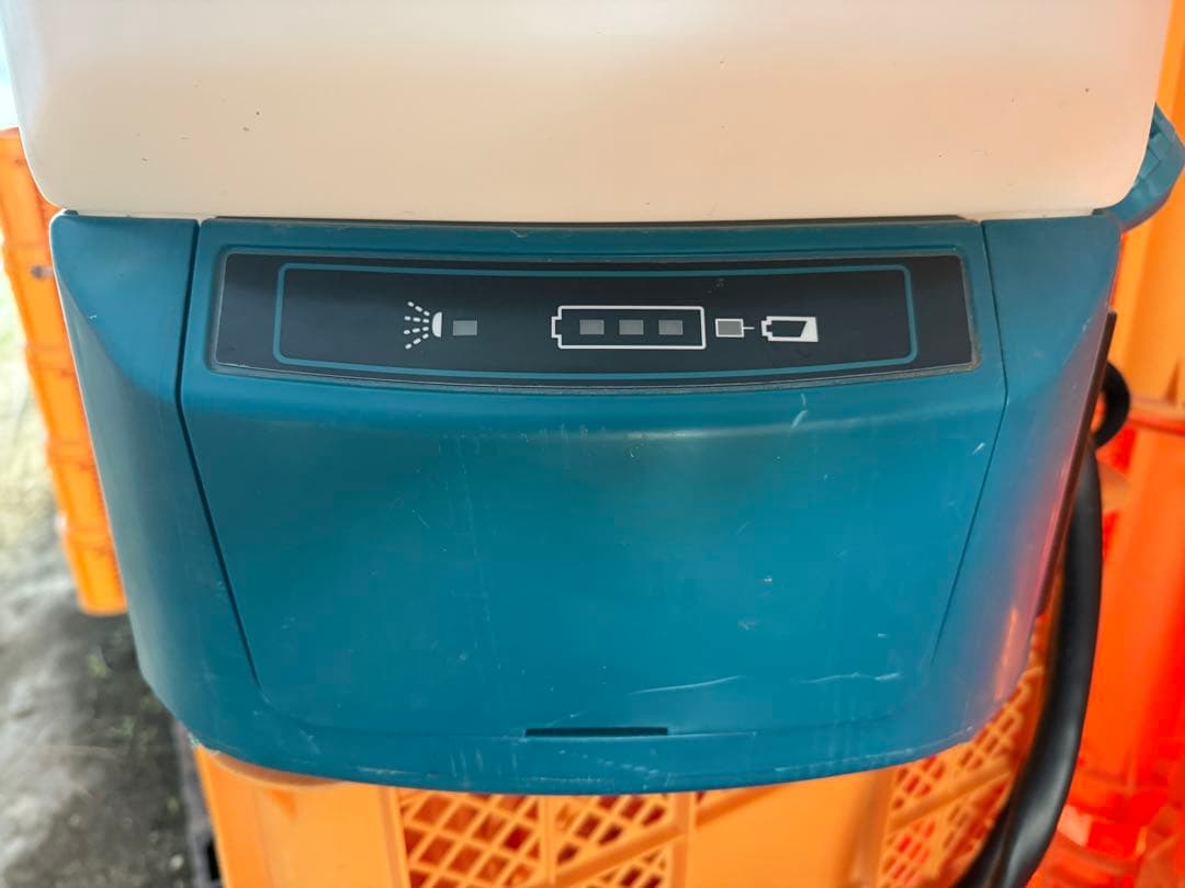 Makita マキタ18vバッテリー式噴霧器　20L MUS200D