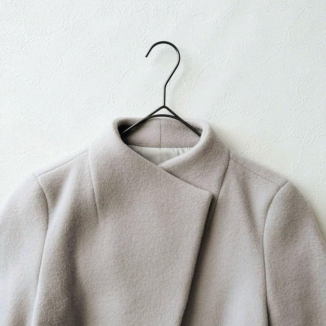 2994Z 美品 クードシャンス 現行 スタンドカラーのショート丈コート グレー