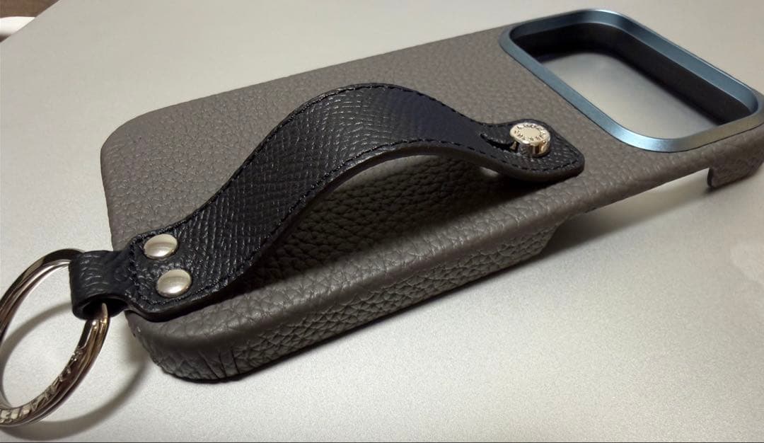 【再値下げ♡】iPhone17pro専用 バックカバーケース シュリンクレザー