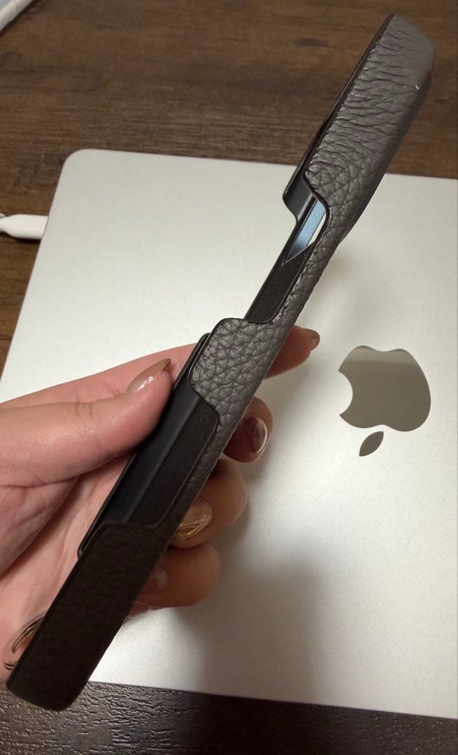 【再値下げ♡】iPhone17pro専用 バックカバーケース シュリンクレザー