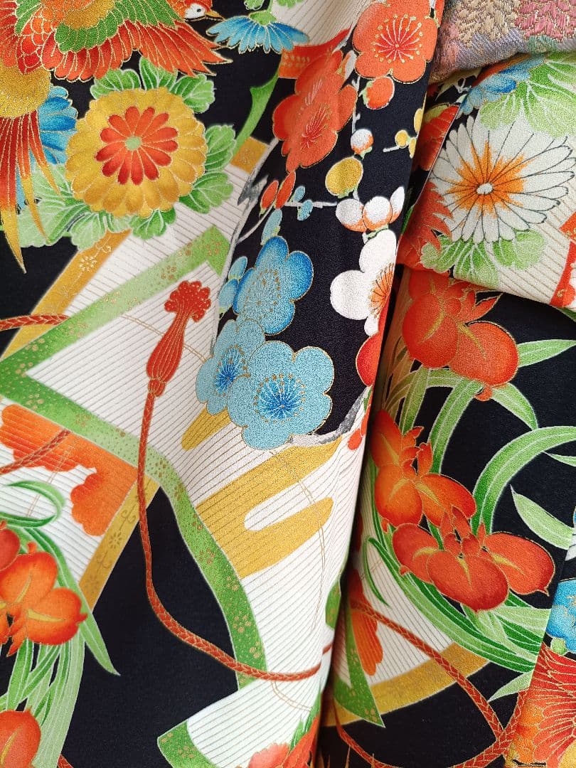 専用です☆アンティーク黒色に鮮やかな模様の着物に作り帯