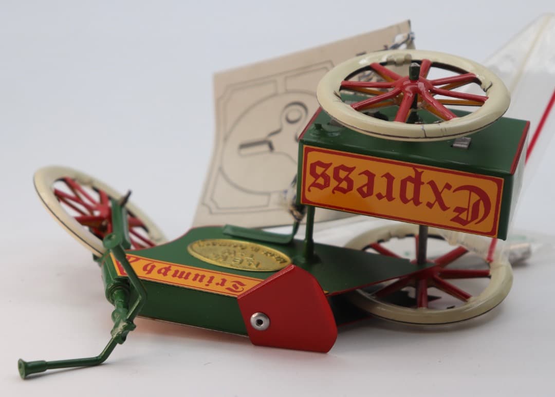 Teddy Bear with Tricycle Tucker＆Walther