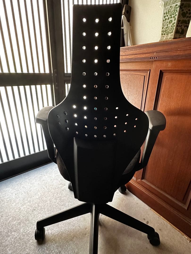 キールハワー チェアジュニア USED