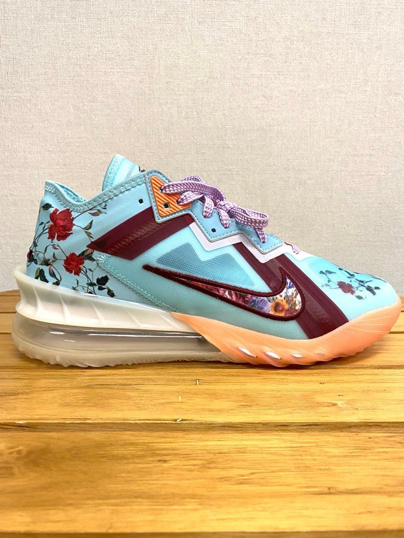 シューズ(男性用) NIKE LEBRON XVIII LOW \"FLORAL\" 28cm