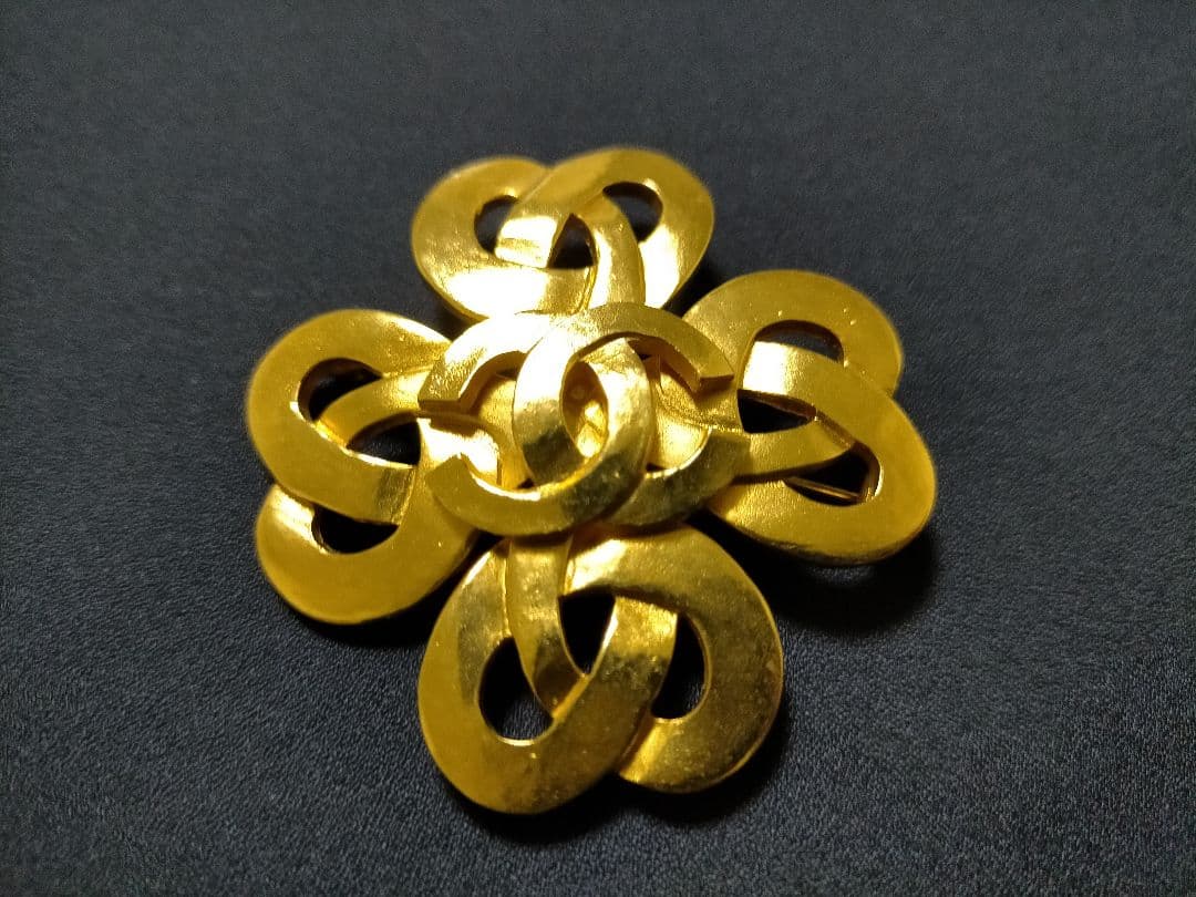 シャネル(CHANEL) 箱有 ココマーク クローバー ヴィンテージ ブローチ