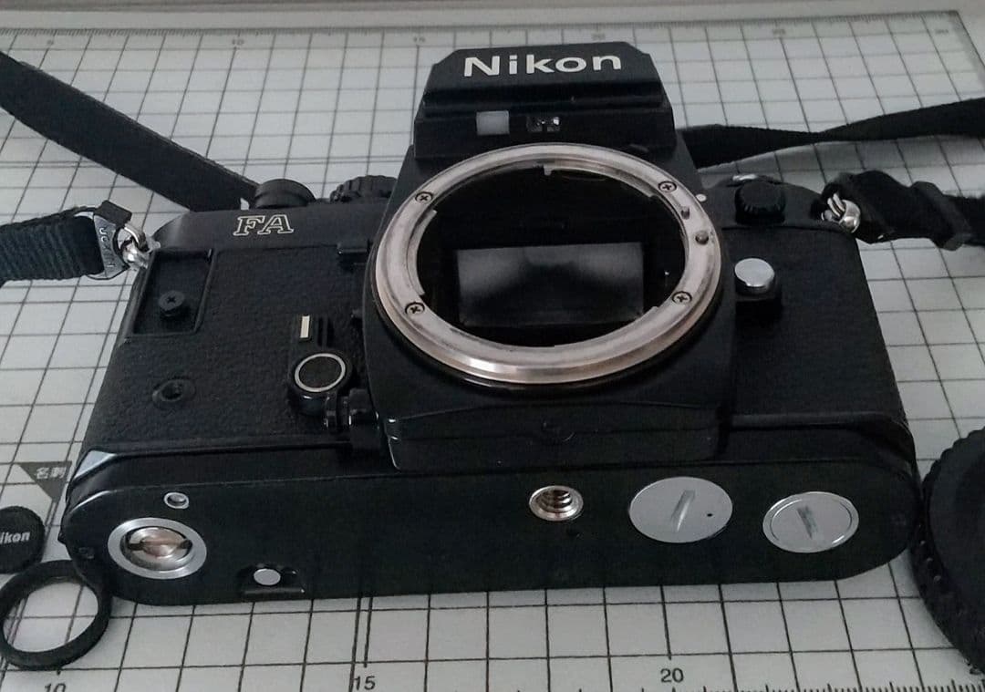 ニコン FA フィルム一眼レフカメラ