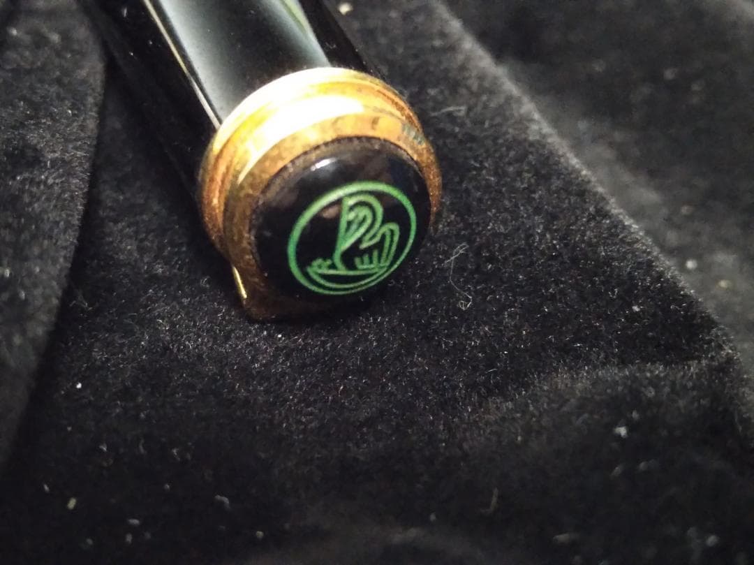 ペリカン　スーべレーン　 M400 万年筆　M 中字 透明軸 緑縞　グリーン