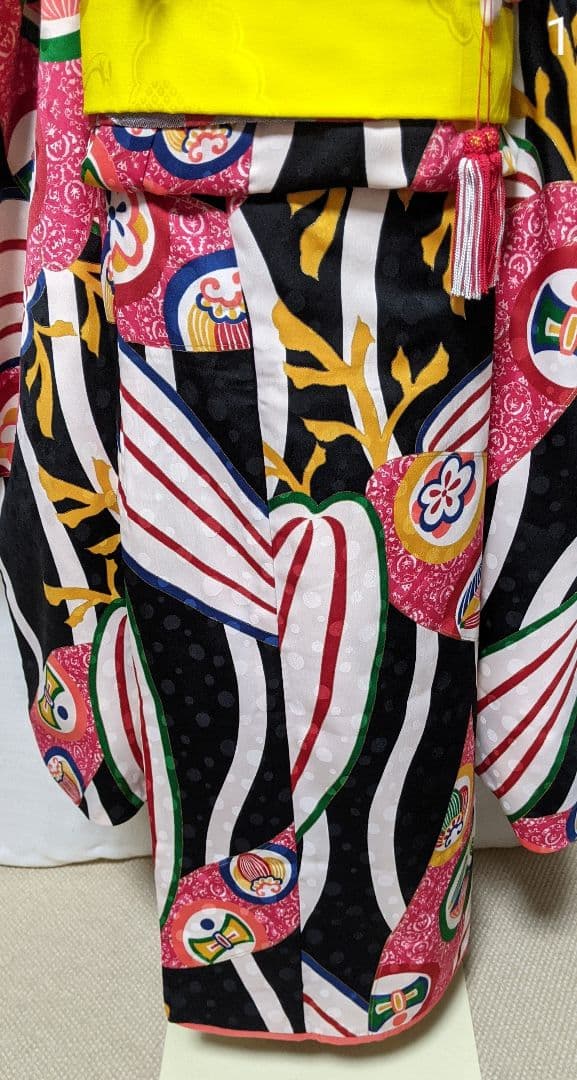 未使用美品七五三　モダンアンテナ着物のみの出品です★７歳
