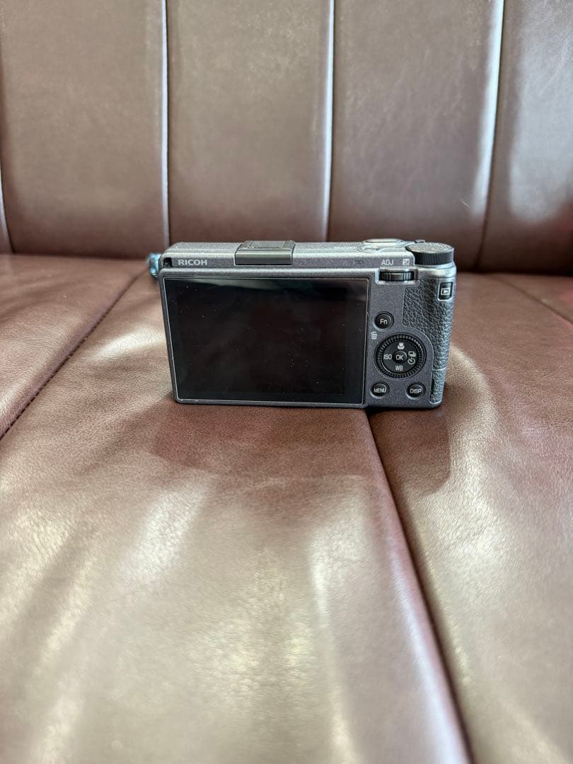 Ricoh GR3X アルティザンアーティストストラップ