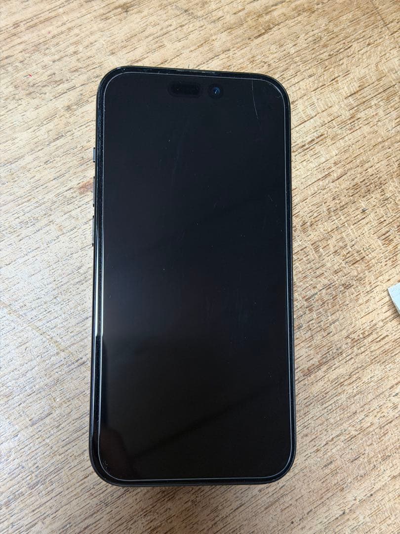 yuki　iPhone15 ブラック256GB カナダ版シャッター音なし