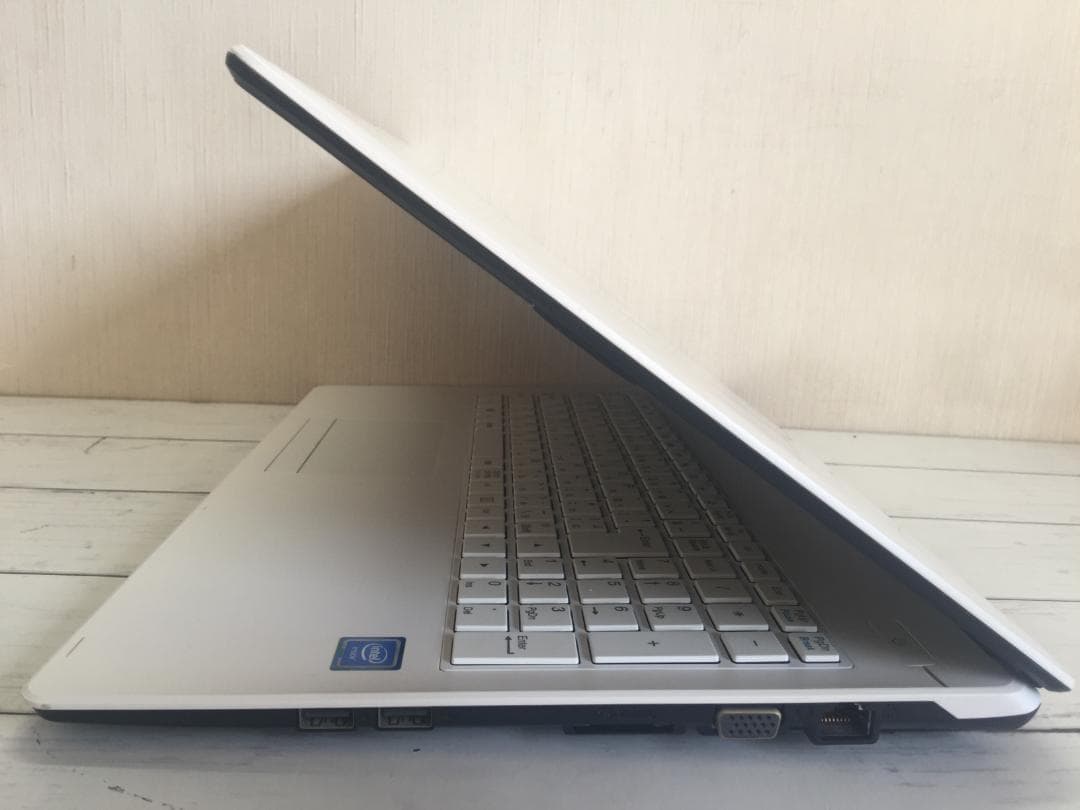 マウス MB-B504E 15.6型/8G//Office2024/Win11