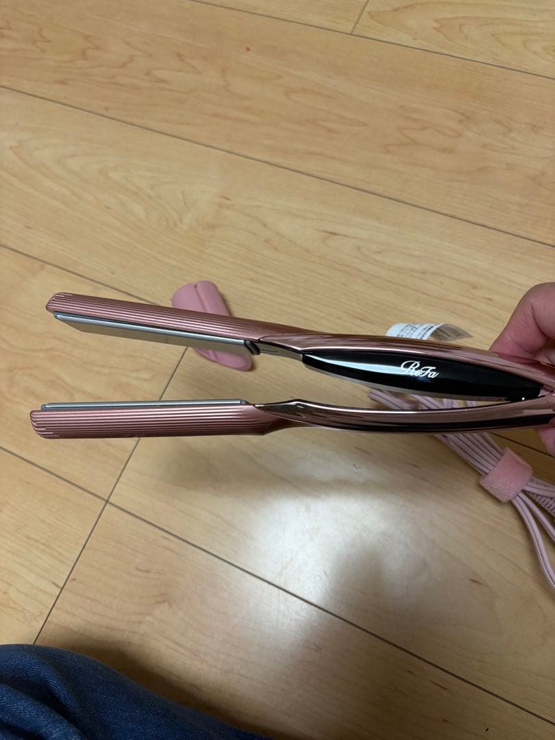 h*u様 ReFa ストレートアイロン プロ 最新モデル