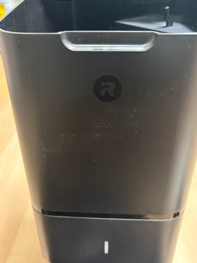 iRobot Roomba i7+ ロボット掃除機本体 充電器・フィルター付き