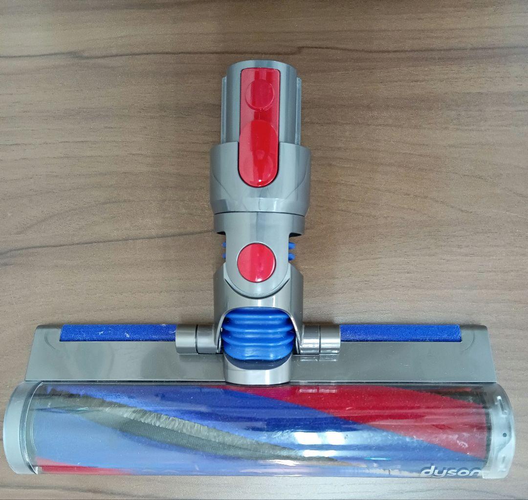 動作確認済　Dyson コードレス掃除機　V8 各種アタッチメント付き　家電