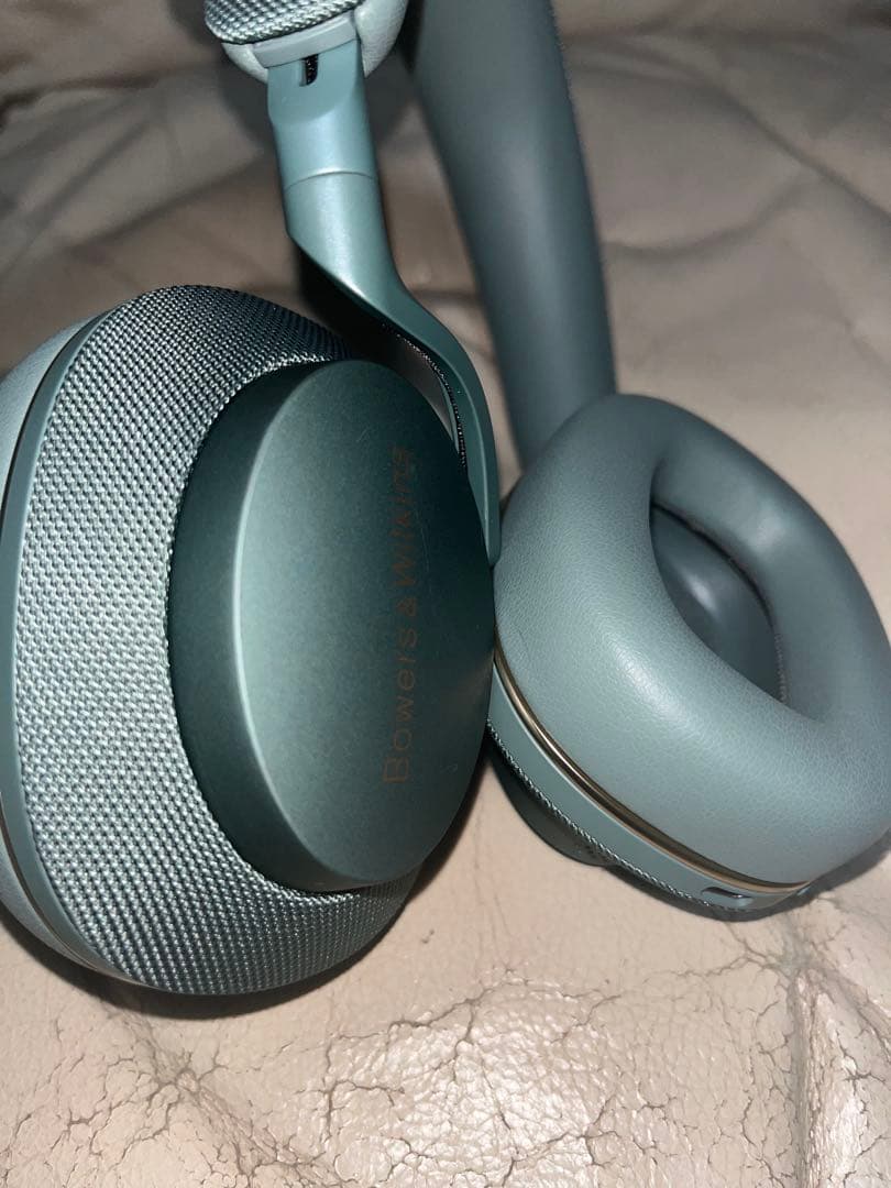 bowers&wilkinsワイヤレスヘッドホン 緑