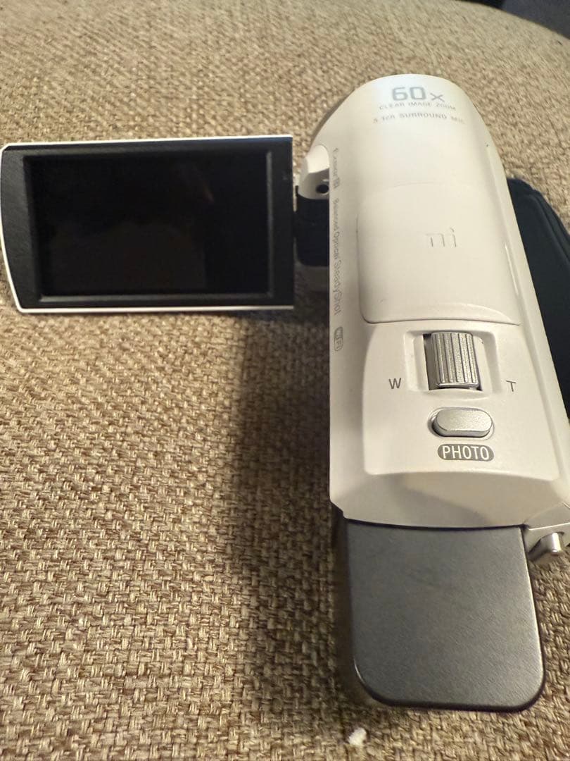 リボンさんSONY HDR-CX670 ハンディカム スペアバッテリー付き