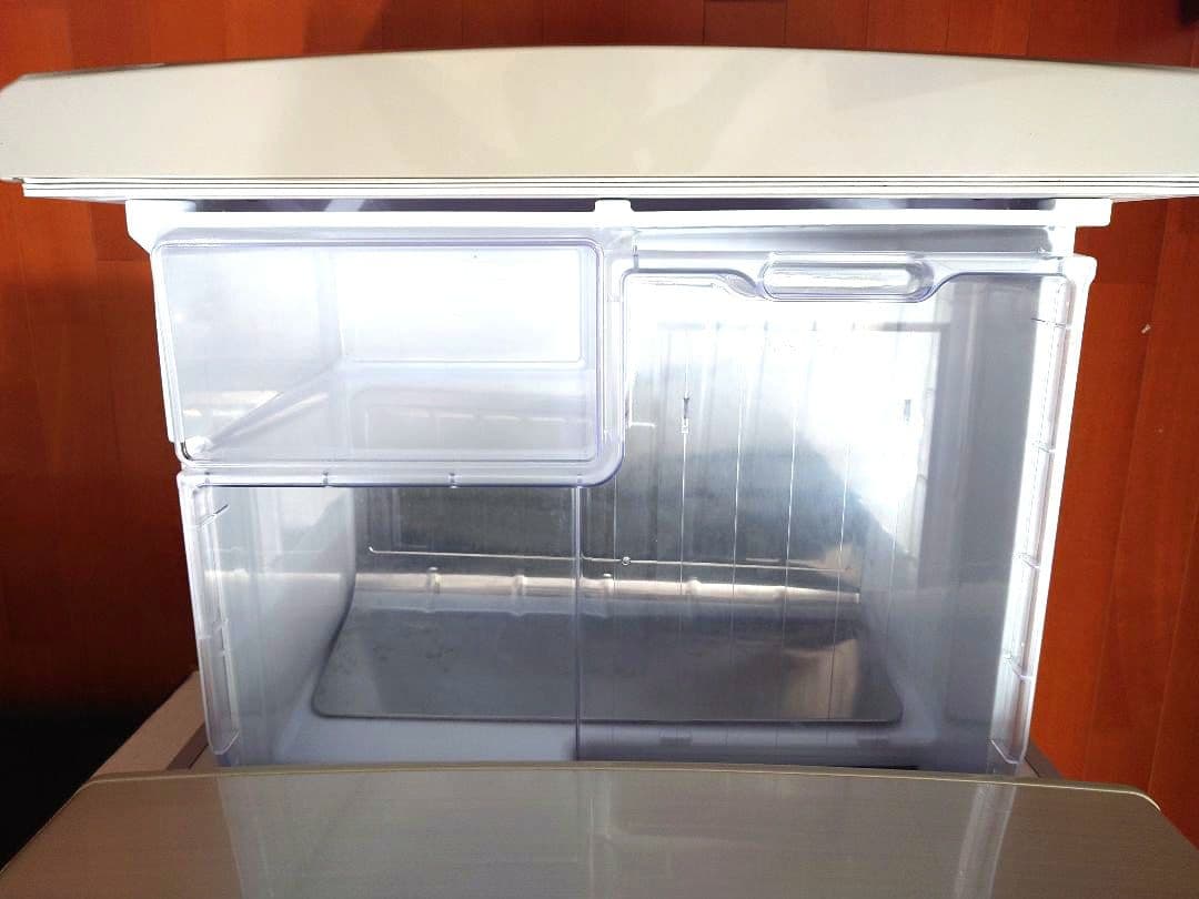 シャープ冷蔵庫　フレンチドア(観音開き)455 L