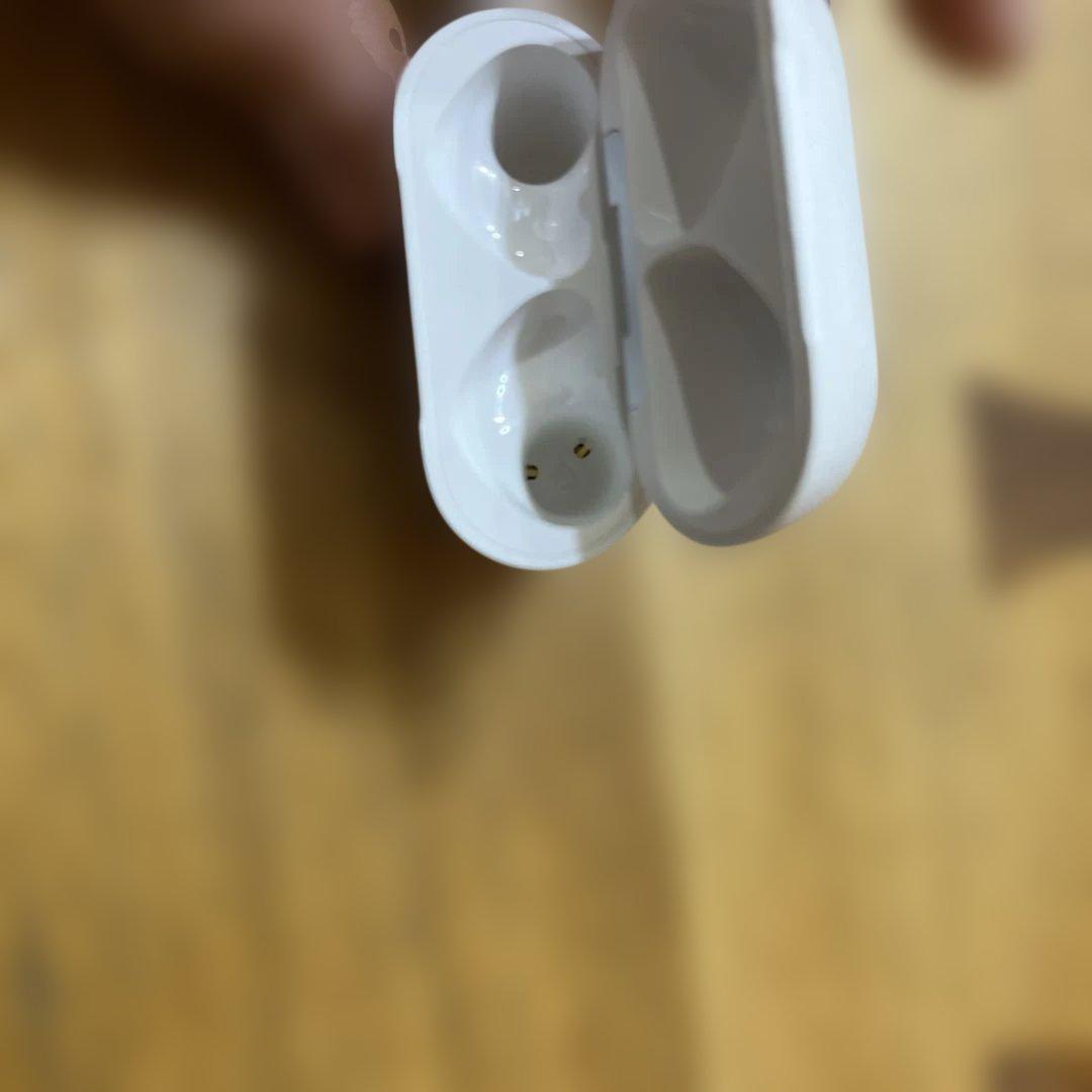 AirPods本体 YUSEIS刻印