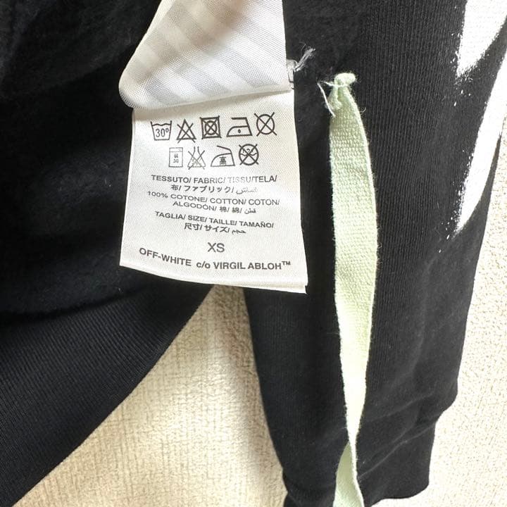 OFF-WHITE オフホワイト　トレーナー　メンズ