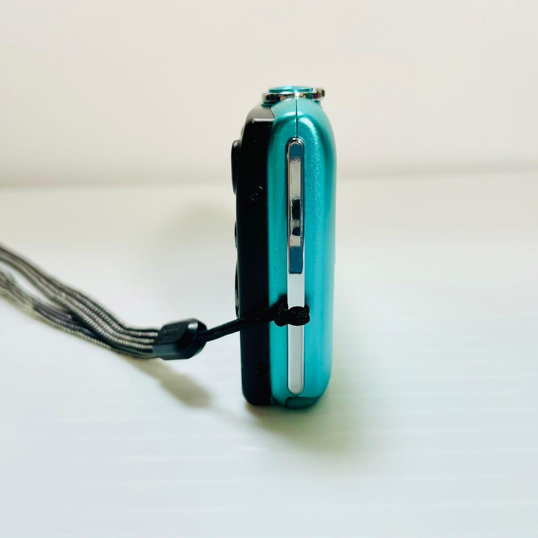 超美品　箱付き　Nikon COOLPIX S3300 ニコン　クールピクス