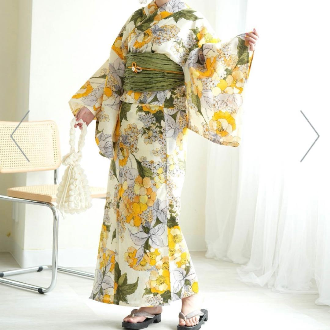 【美品】完売品！utatane 花柄浴衣・帯セット Sサイズ
