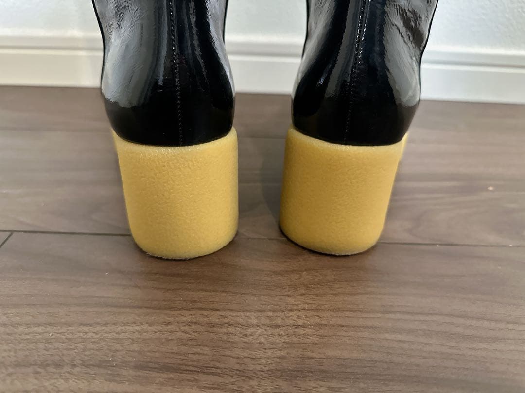 美品　miumiu ミュウミュウ　パテント　ロングブーツ