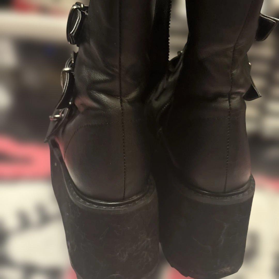 デモニア DEMONIA スタッズ付きブラックロングブーツ