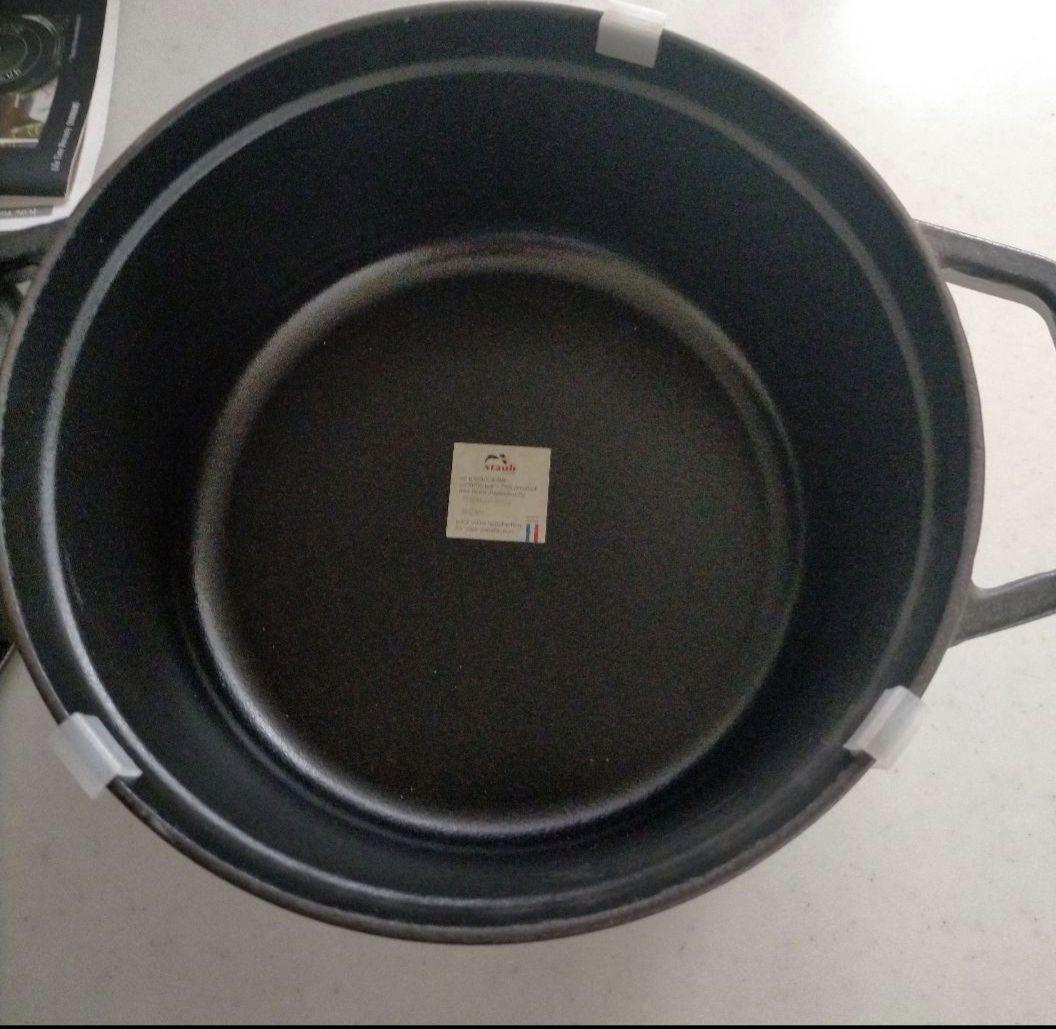 STAUB ピコ ココット ラウンド ブラック 22cm ストウブ　新品