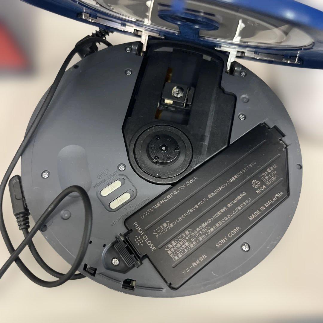 SONYポータブルCDプレーヤー　ウォークマンD-EJ855 WALKMAN