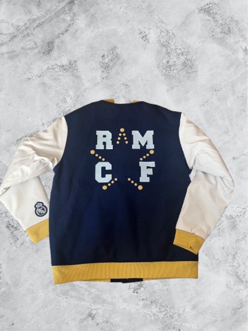 レアルマドリード　スタジャン　ジャケット