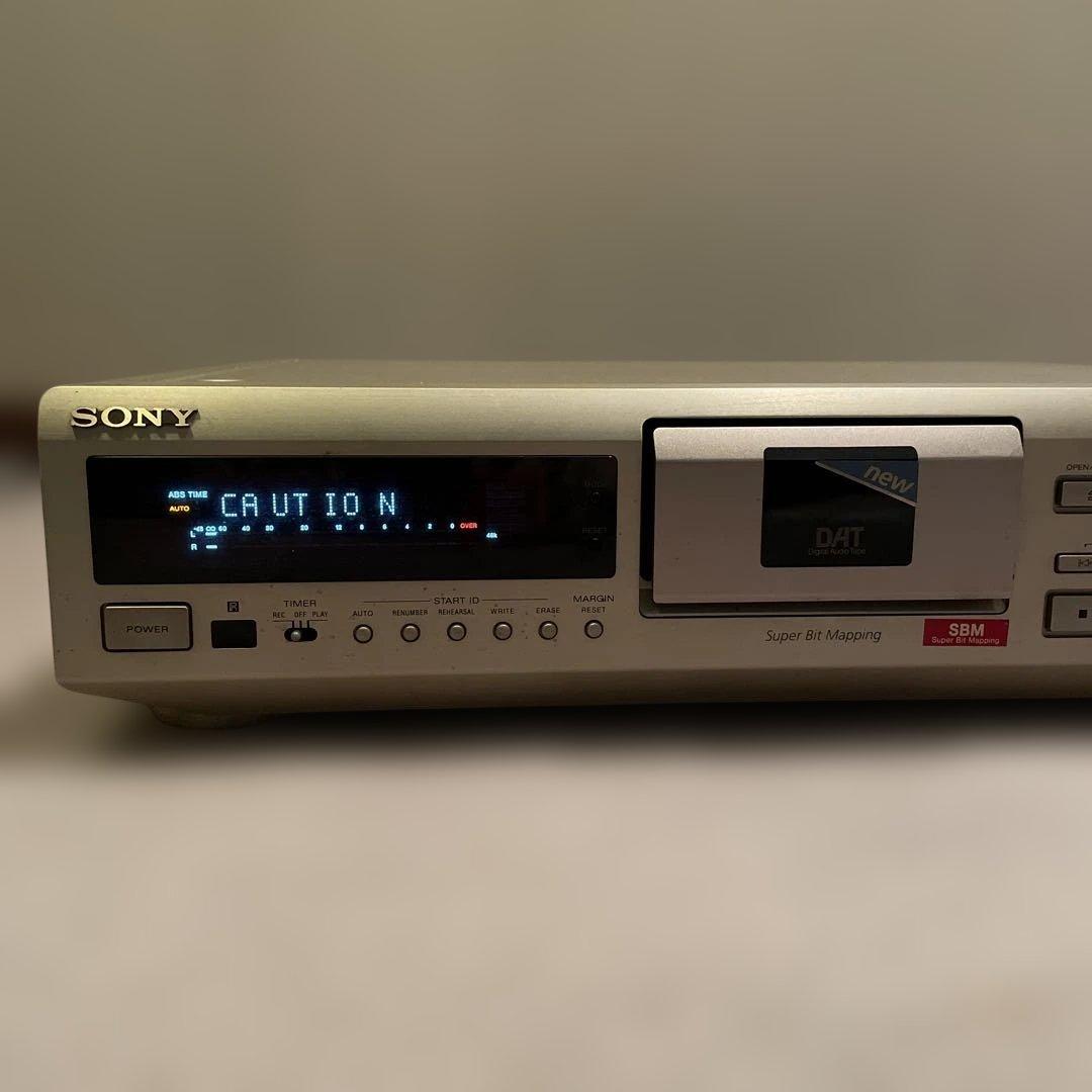 な*た様 SONY DAT機器 シルバー